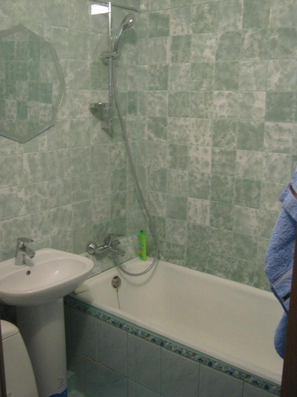 Apartment On Livoberezna Metro Station كييف المظهر الخارجي الصورة