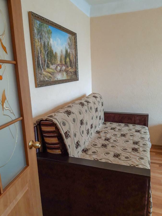 Apartment On Livoberezna Metro Station كييف المظهر الخارجي الصورة